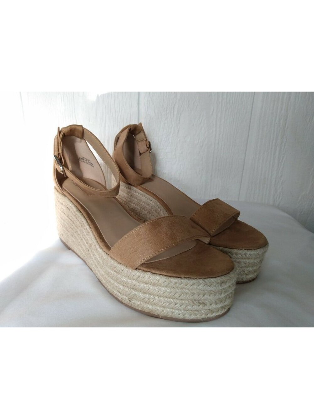 Forever 21 Women Espadrilles Open Toe  Ankle Strap Wedge Heel Buckle Sandal Sz 9